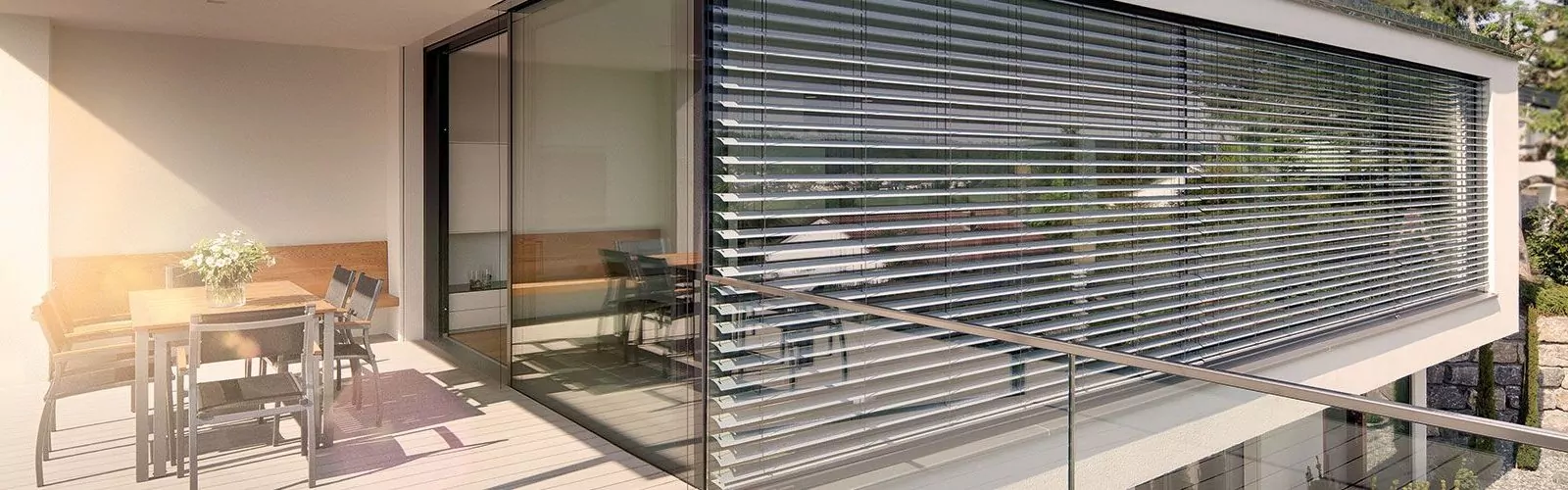 /files/dateien/Sonnenschutz/Au%C3%9Fenjalousien%20Raffstoren/35287v4_Header-1600x500.webp